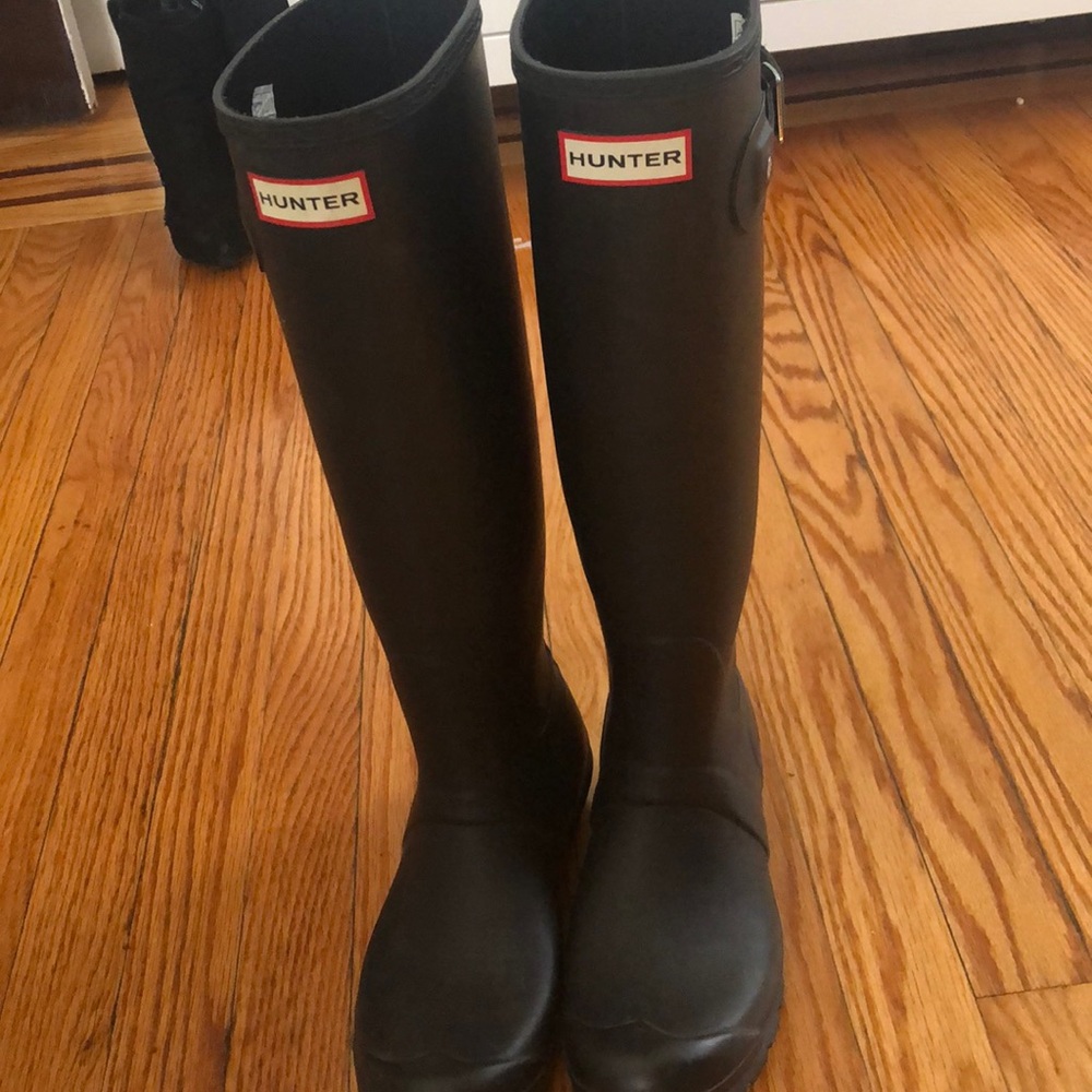 Black matte Hunter Rain boots